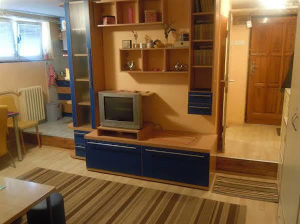Apartment Fontana Belgrade Exterior photo